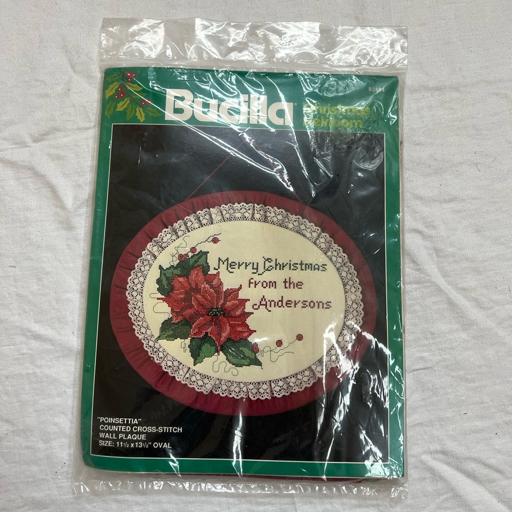 Bucilla Counted Cross Stitch Kit POINSETTIA 82464 Christmas Heirloom Wall Plaque